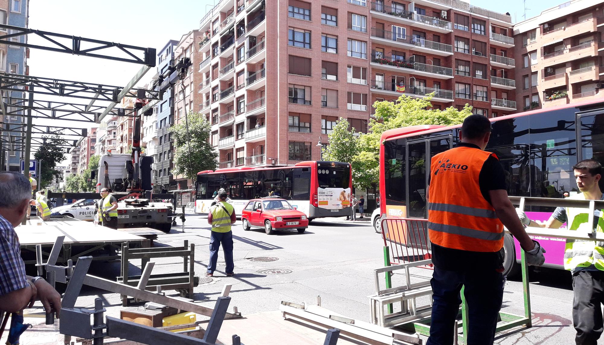 Obras de preparación del desfile de las fuerzas armadas 2018 en Logroño